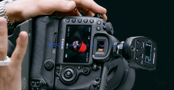 黑白人像摄影鲜明个性肖像作品拍摄训练视频教程(图1)